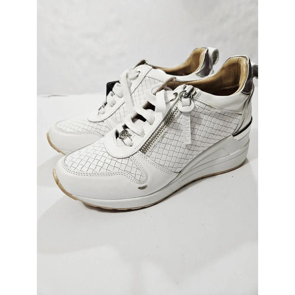 Carmela Women's Casual Wedge Leather Sneakers, Size Euro 40 White‎